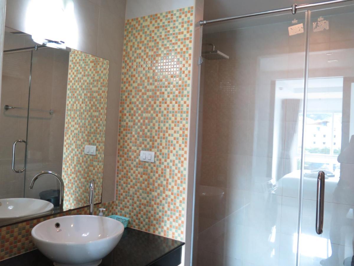 Holiday home 6 38 Floor 2 Brs 2baths 1km Walking To Patong