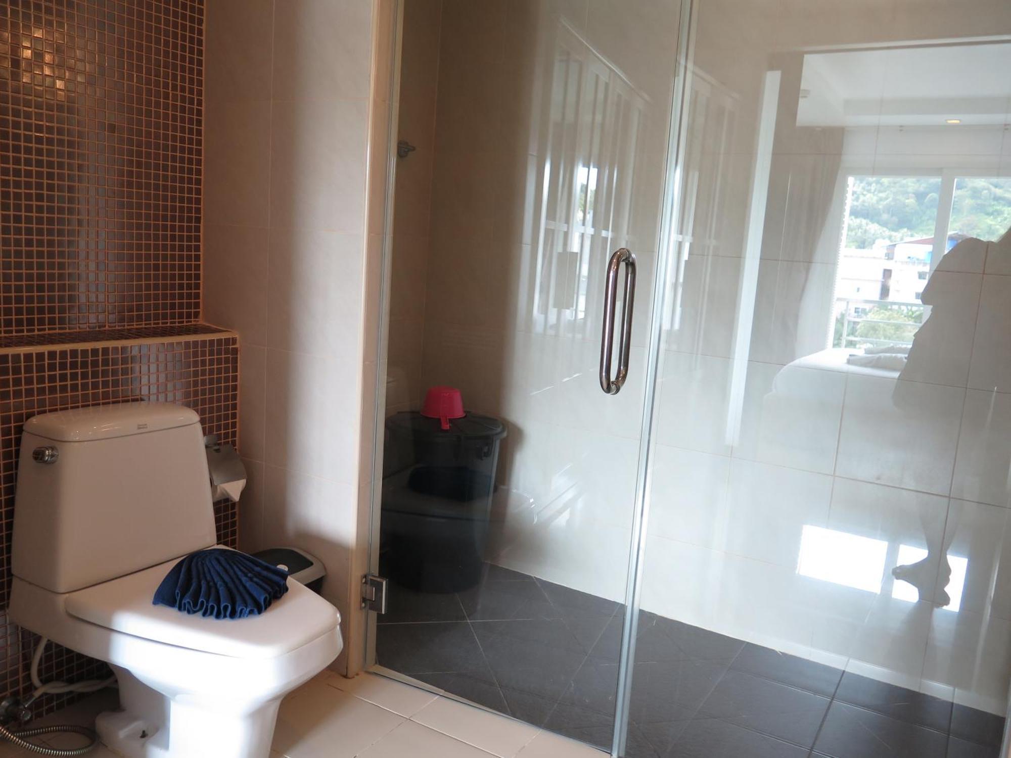 6 38 Floor 2 Brs 2baths 1km Walking To